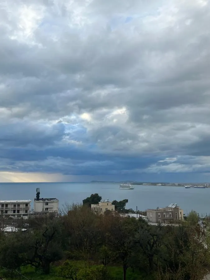 Sunny Breeze Apartment Vlorë